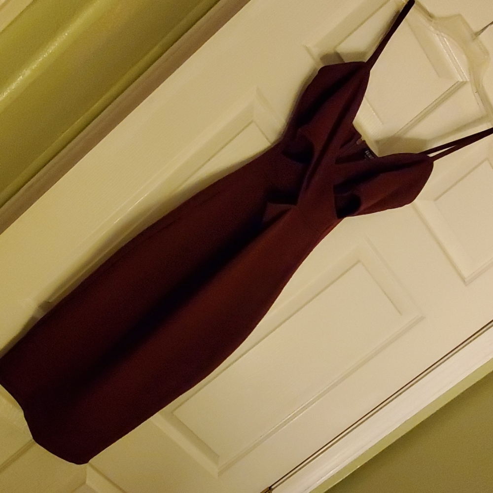Dress - Picture 2 of 4